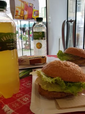 Veganer Burger at Profanter in Bressanone