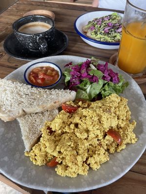 Scrambled tofu eggs #Veganuary at The Factory Cafe in Koh Tao