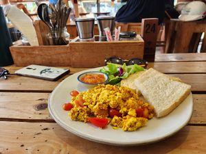 Scramble tufo at The Factory Cafe in Koh Tao
