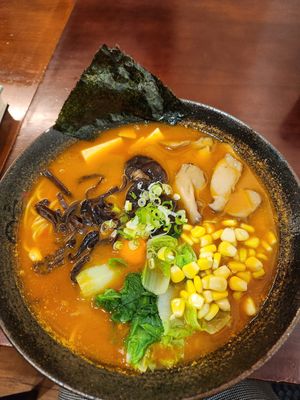  at Sān Běn ShǒuGōng LāMiàn 三本手工拉麵 in Taipei