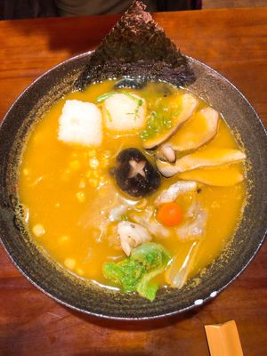 Pumpkin ramen at Sān Běn ShǒuGōng LāMiàn 三本手工拉麵 in Taipei