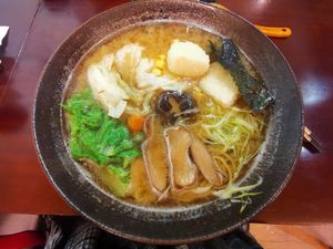 Japanese miso Ramen (Vegan) at Sān Běn ShǒuGōng LāMiàn 三本手工拉麵 in Taipei