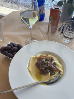 Fava starter at Melina's Tavern in Santorini