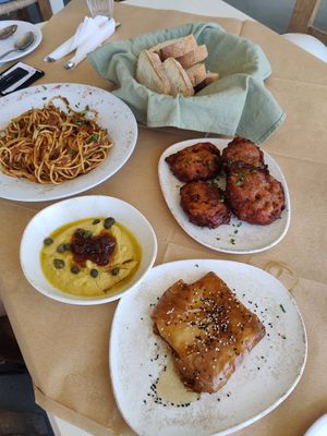  at Melina's Tavern in Santorini