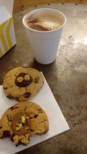 Vegano cookis, cada una 3,15 y chai latte 3,7 at Demasie in Barcelona