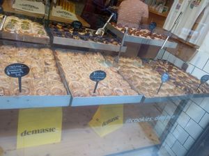 4 vegan options at Demasie in Barcelona