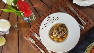 Spaguetti with shimeji at Pousada Maravilha in Fernando De Noronha