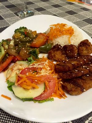 Vegan Platter at Coraçao Vegano in Funchal