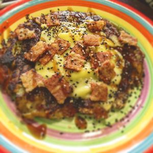 Japanese pizza at Coraçao Vegano in Funchal