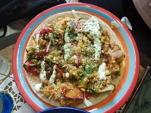 Japanese Piza at Coraçao Vegano in Funchal