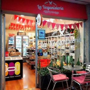 Local La Veganistería, Tienda vegana en Chía Cundinamarca, Colombia at La Veganisteria in Chia