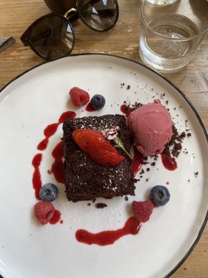 Cake at Nama in Mallorca