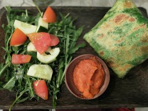 Vegan wrap with rocket salad at Kekinian in Penida Island