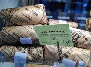 Wrap Falafel at OSL - Haven - E8 in Gardermoen