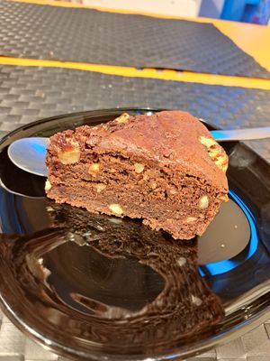 warm chocolate cake with banana pieces at NaturaSi - Via Cardinale in Naples