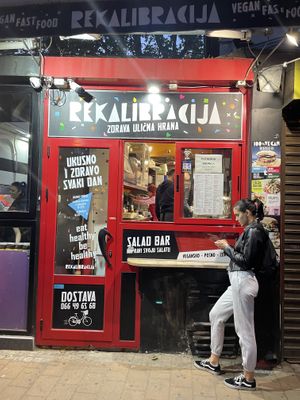 Outside view at night  at Rekalibracija Veganski in Novi Sad