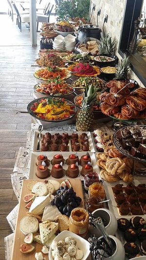 Mediterranean brunch at Mezza in Espoo