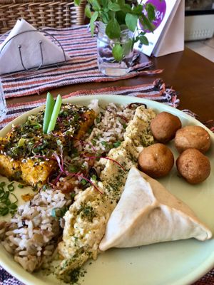 Lebanese food at Amora Gastronomia e Arte in Sao Carlos