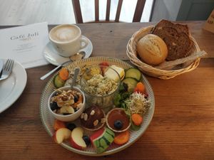 "Pflanzenkraft" breakfast and oat-milk cappuccino - yummy :-) at Cafe Juli in Aachen