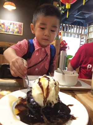 Kids love the hot chocolate with vanila ice cream at Art Nature Cafe - Penang in Penang