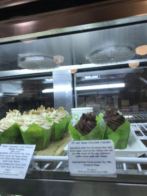 Gf vegan cupcake at The Copper Q in Big Bear Lake