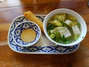 Vegan soup and mini veggie roll at Thai Ruby in Lady Lake