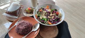 Vegetables and rice; can't go wrong at Bom Bowls in Pai
