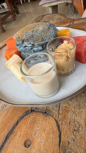 Blueberry pancakes  at Bom Bowls in Pai