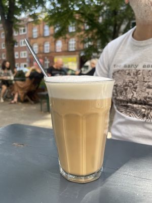   at Cafe Brooks in Hamburg