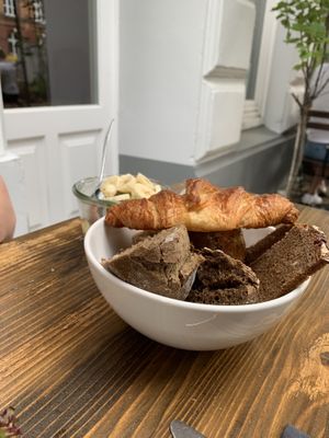 Brotauswahl at Cafe Brooks in Hamburg