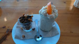Milkrice with nut mix at Katzentempel in Hamburg