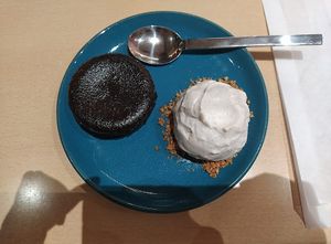 Vegan desert at Bao's in Porto