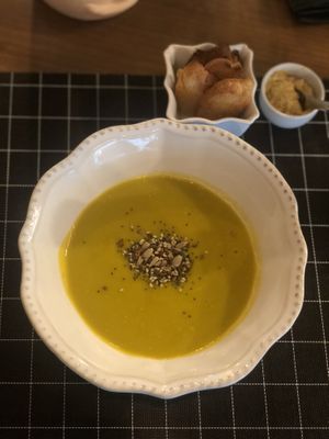 Sopa at O Porto dos Gatos in Porto