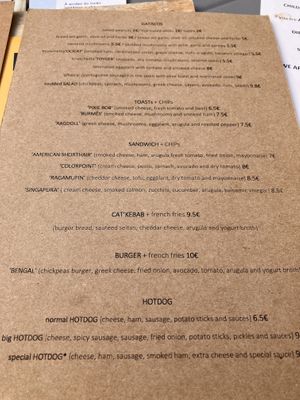   at O Porto dos Gatos in Porto