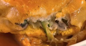 Francesinha sem glúten  #Veganuary at O Porto dos Gatos in Porto