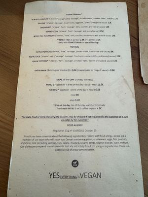  at O Porto dos Gatos in Porto