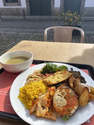Sitting outside the market   at DaTerra - Mercado Beira Rio in Vila Nova De Gaia