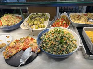 Buffet  at DaTerra - Mercado Beira Rio in Vila Nova De Gaia