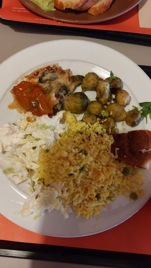 Buffet at DaTerra - Mercado Beira Rio in Vila Nova De Gaia