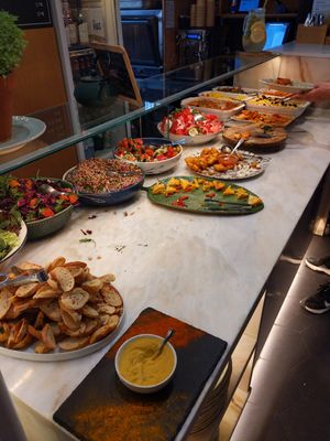 All you can eat!! at DaTerra - Mercado Beira Rio in Vila Nova De Gaia