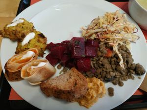 Platos fríos, primera ronda at DaTerra - Mercado Beira Rio in Vila Nova De Gaia