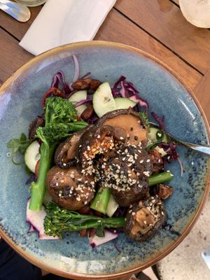 Ensalada de miso dulce at Manuka - Plaza del Mar in Marbella