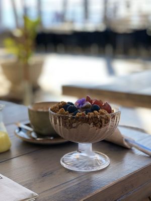 Velvet Bowl at Manuka - Plaza del Mar in Marbella