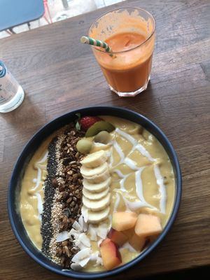   at Claus Eismanufaktur & Deli in Stuttgart