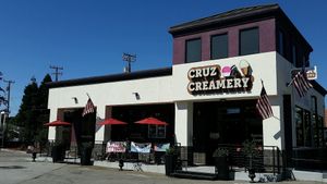 outside at Cruz Creamery in Santa Cruz