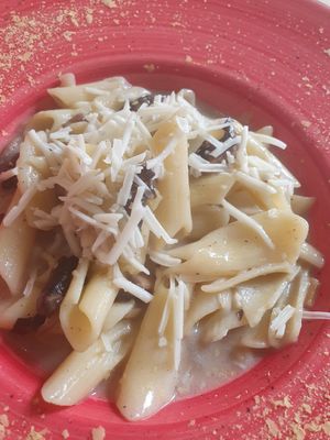 Pasta sin gluten con salsa de setas at Veggie Penguin in Tenerife