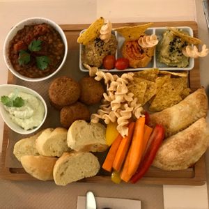 Tabla de entrantes at Veggie Penguin in Tenerife