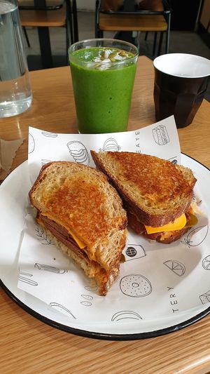 Reubens vegan brother Steve and a green machine smoothie! $26.50 at Shift Eatery in Surry Hills