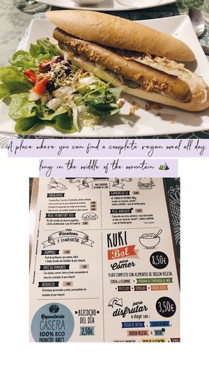 Main menu  at Kuki's in Viella