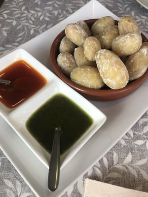 Patatas con mojo picón at Kuki's in Viella